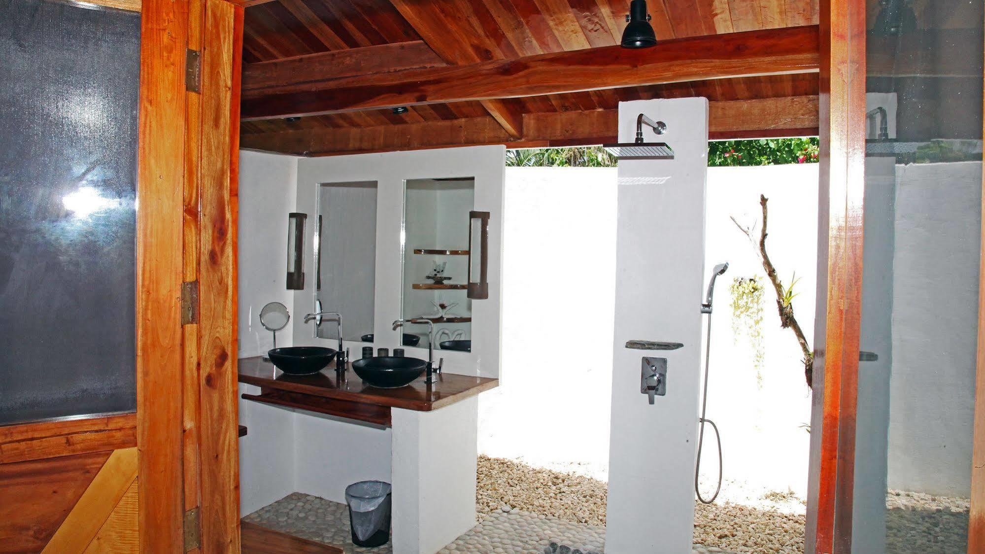סיקיהור Kawayan Holiday Resort מראה חיצוני תמונה